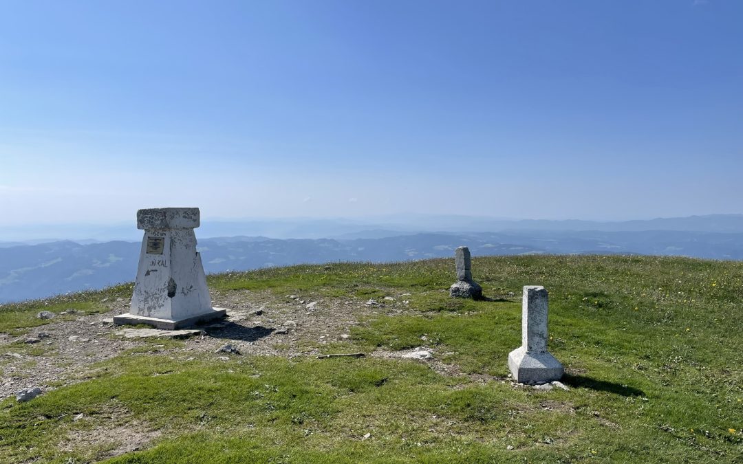 ŠPORTNI DAN: POHOD NA BLEGOŠ