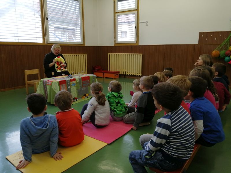 PASAVČEK NA OBISKU