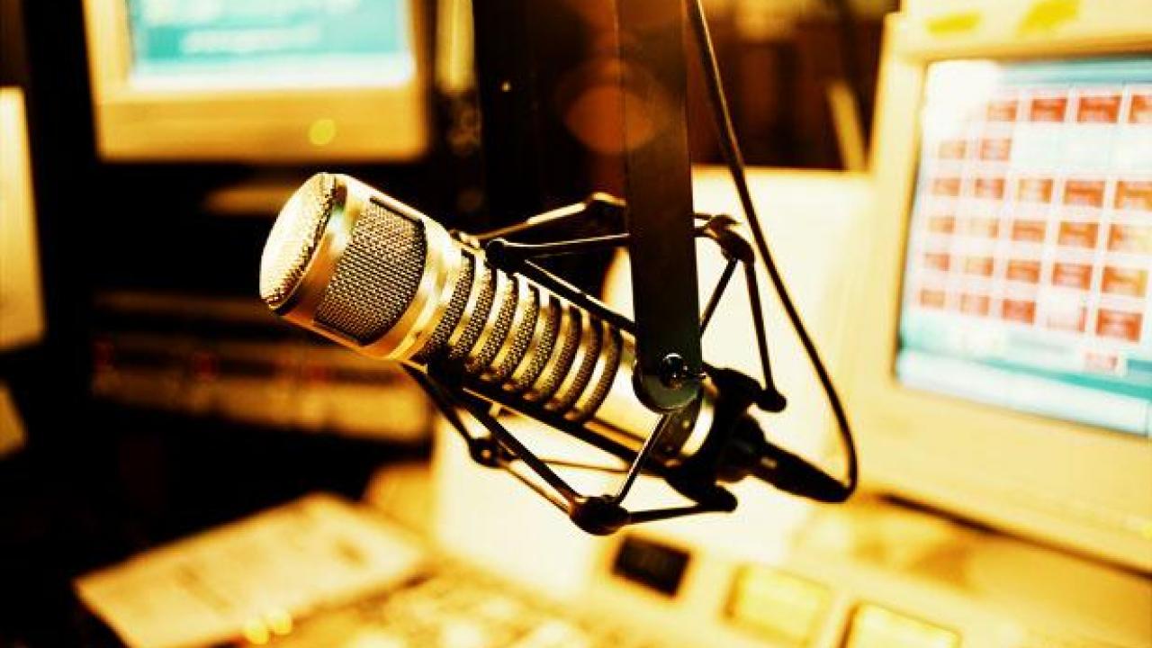 radio-station