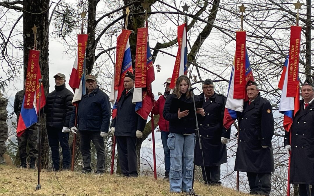 OŠ CERKNO NA SLOVESNOSTI NA NEMCIH S KAJUHOVO POEZIJO